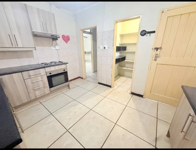3 BEDROOM HOUSE FOR SALE IN VANDERBIJLPARK CW 6